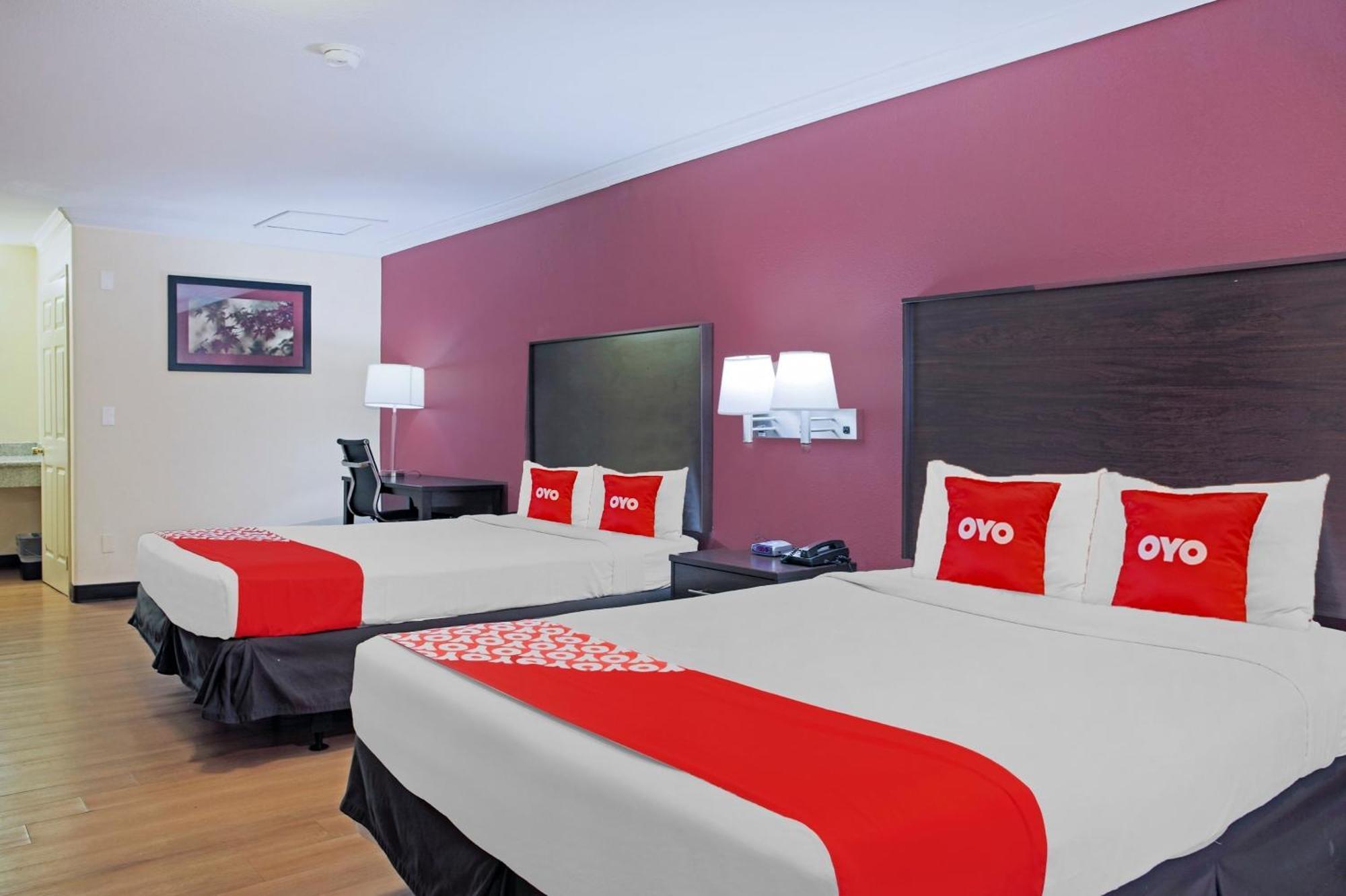 Oyo Hotel Mcallen Airport South Exterior photo
