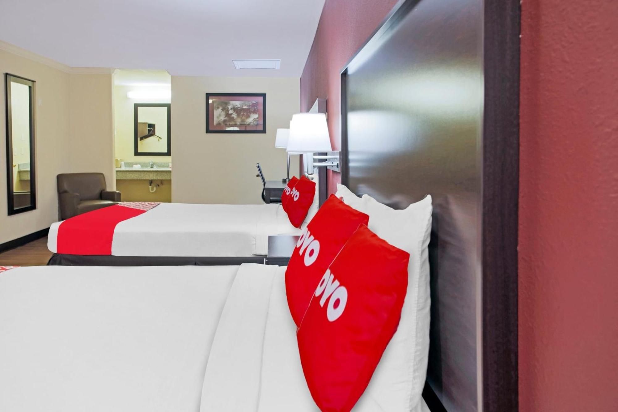 Oyo Hotel Mcallen Airport South Exterior photo