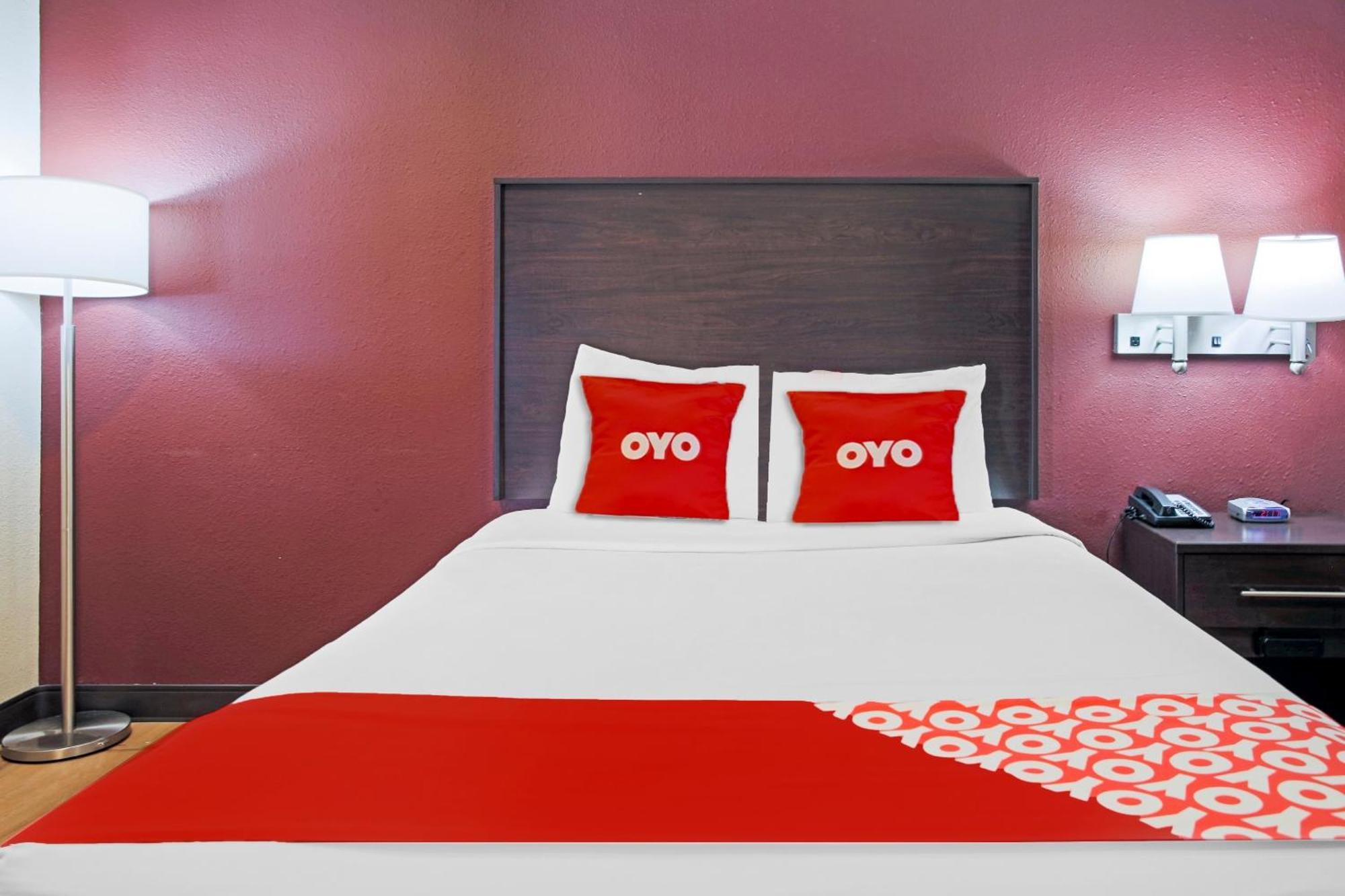 Oyo Hotel Mcallen Airport South Exterior photo